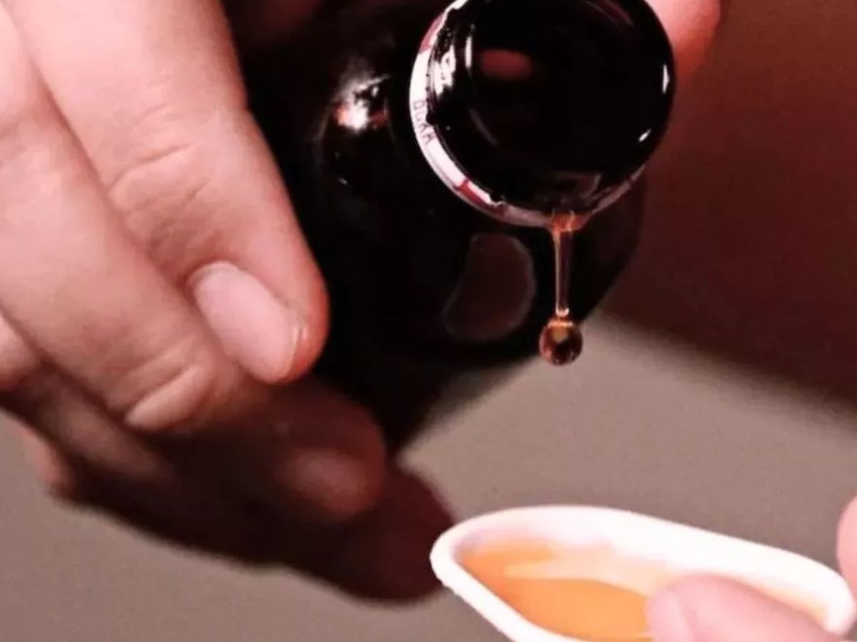 मध्य प्रदेश और राजस्थान में बच्चो की मौत: दूषित Cough Syrup पर लगाया बैन, सरकार ने जारी की नई गाइडलाइन - Photo Gallery