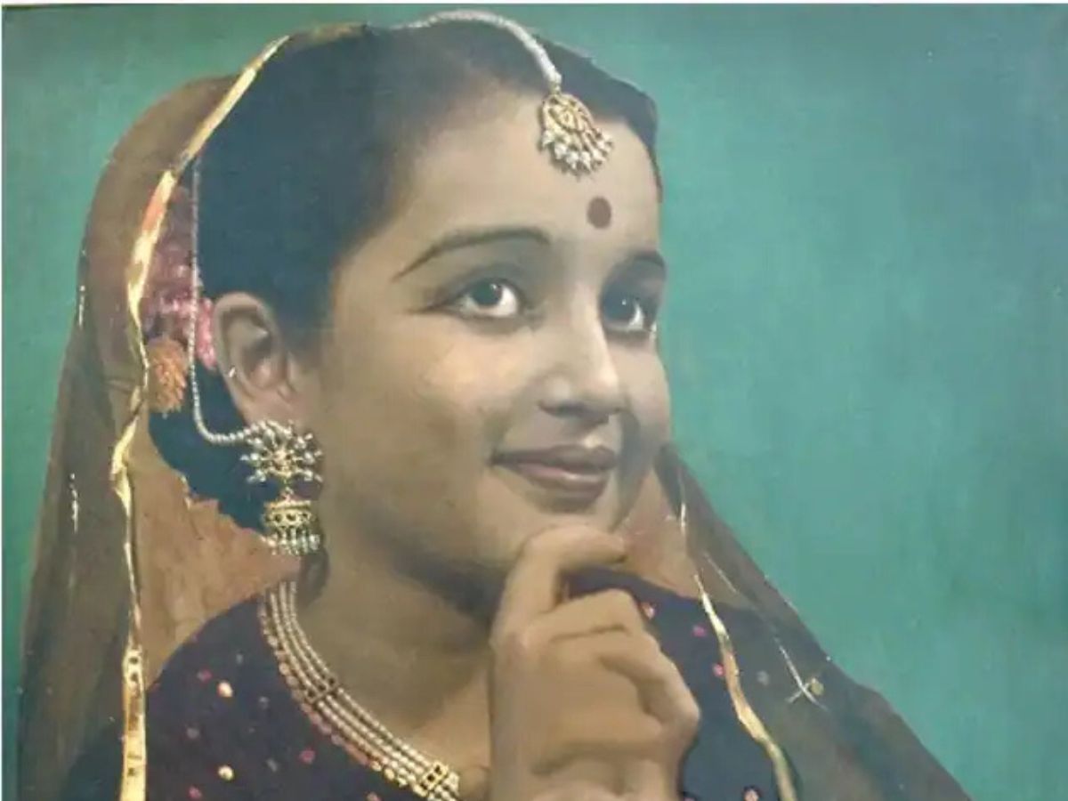 Started as a child artist in films - Photo Gallery