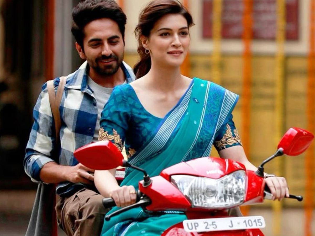 Sunny Sanskari Ki Tulsi Kumari देखने से पहले देखे बॉलीवुड की ये सुपरहिट रोमांटिक कॉमेडी फिल्में, जहाँ मिलेगा आपको प्यार और मस्ती का बेस्ट कलेक्शन - Photo Gallery