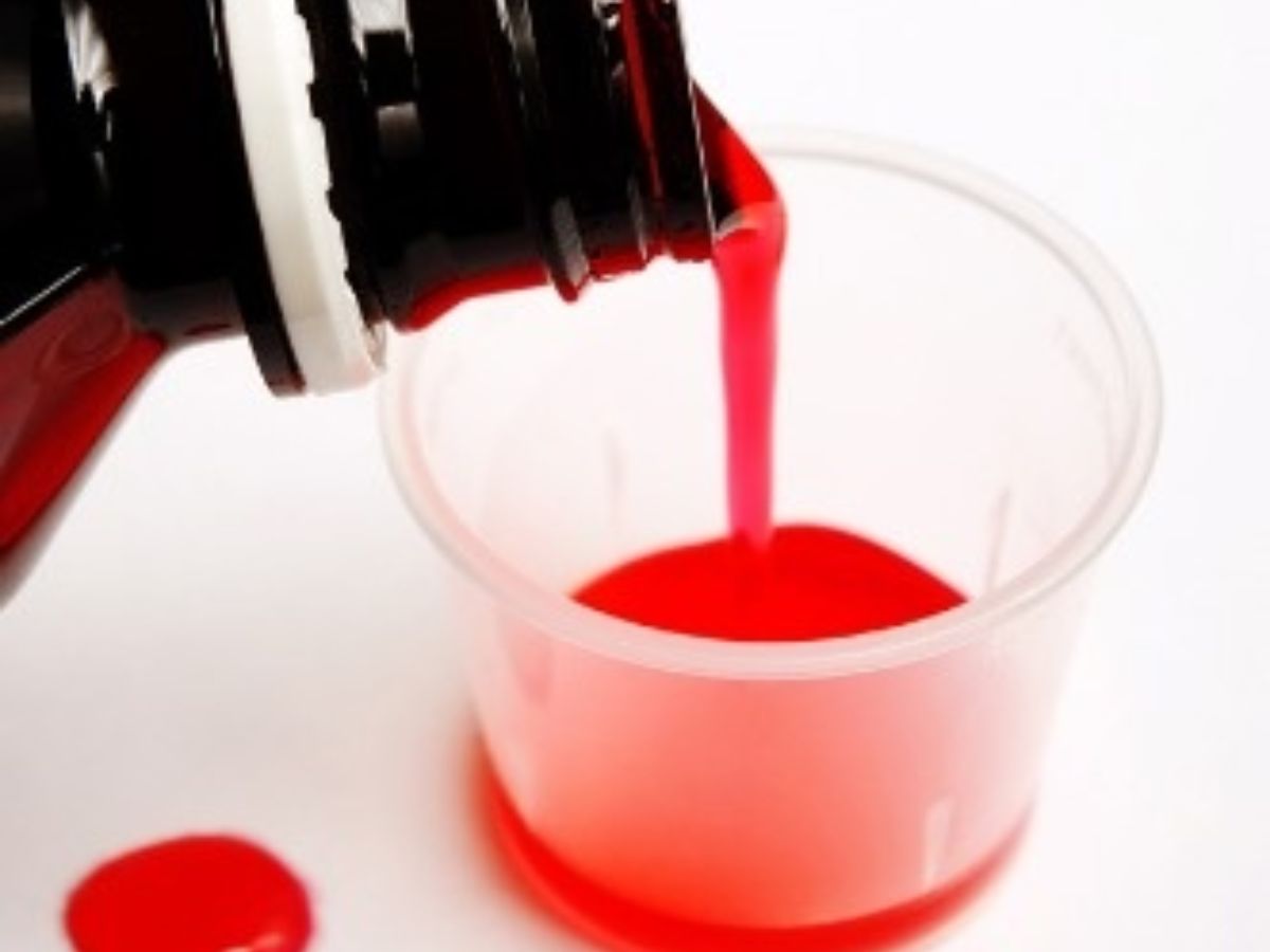 मध्य प्रदेश और राजस्थान में बच्चो की मौत: दूषित Cough Syrup पर लगाया बैन, सरकार ने जारी की नई गाइडलाइन - Photo Gallery