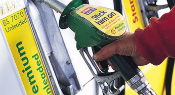 क्या प्रीमियम पेट्रोल से सच में बढ़ता है आपकी कार का माइलेज? जानें एक्सपर्ट की राय