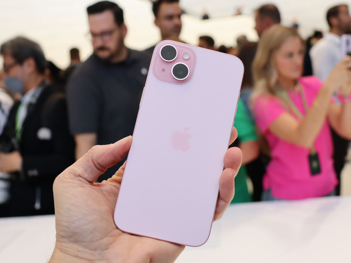 iPhone 15 बना अब तक का सबसे सस्ता iPhone! Amazon पर मिल रहा ₹49,999 में, iPhone 16e से भी सस्ता