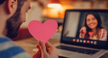 सावधान! डेटिंग ऐप पर लिखी ‘पर्फेक्ट बायो’ हो सकती है झूठ – जानिए कैसे पहचानें