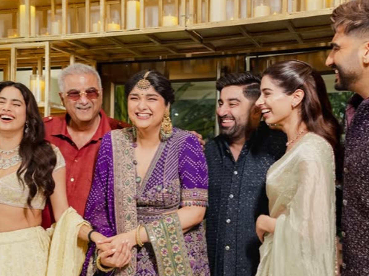 Anshula kapoor family - Photo Gallery