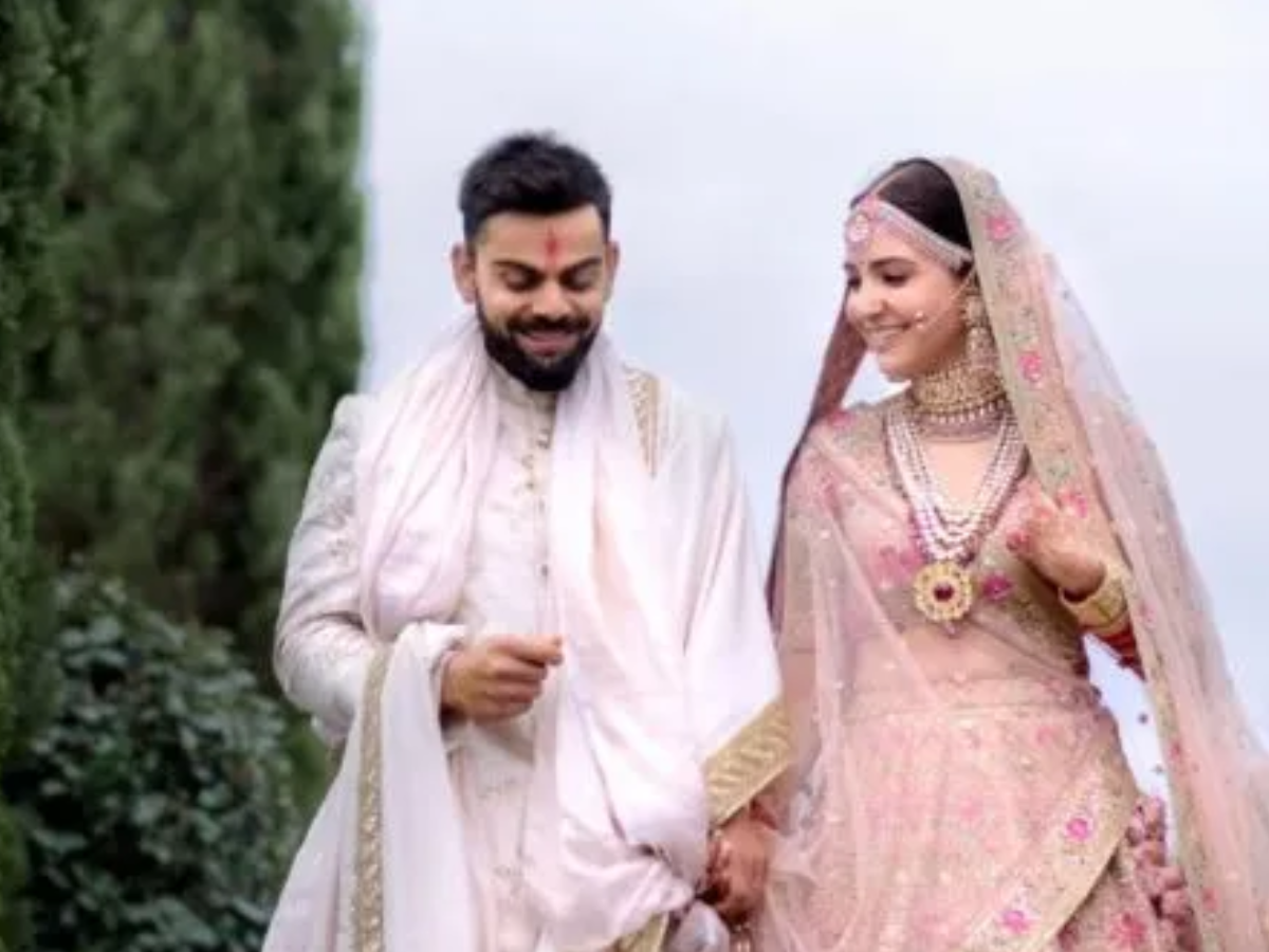 किसी ने खर्चे 100 करोड़ तो किसी ने 77 करोड़, बॉलीवुड स्टार्स ने अपनी शादी में पानी की तरह बहा दी दौलत - Photo Gallery