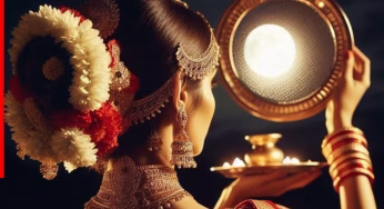 Karwa Chauth 2025: निकला चांद; सुहागिनों ने किया पति का दीदार, की लंबे उम्र की कामना