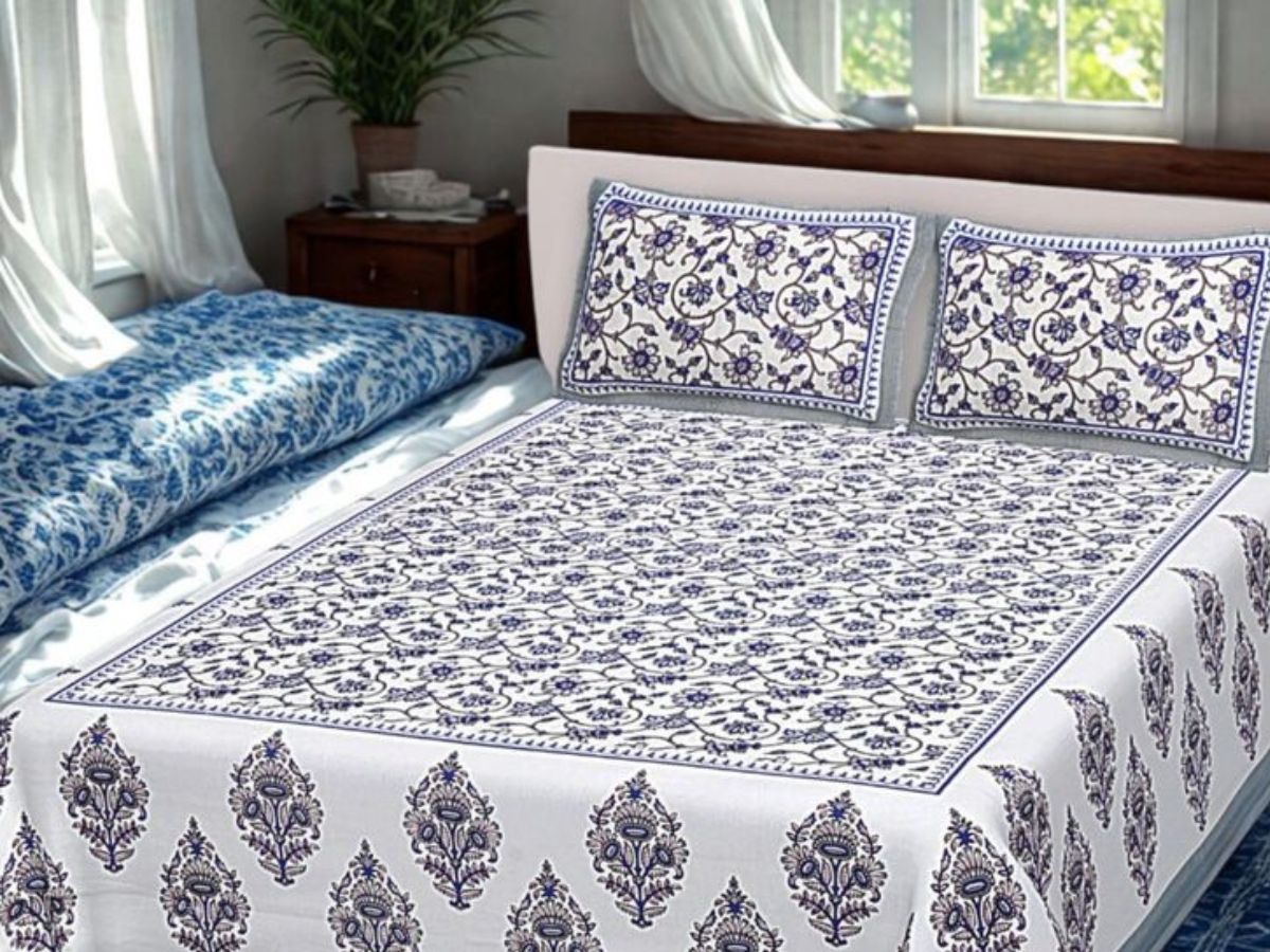 जयपुर की रॉयल कारीगरी: आपके कमरे को बदल देंगी ये 8 बेडशीट्स - Photo Gallery
