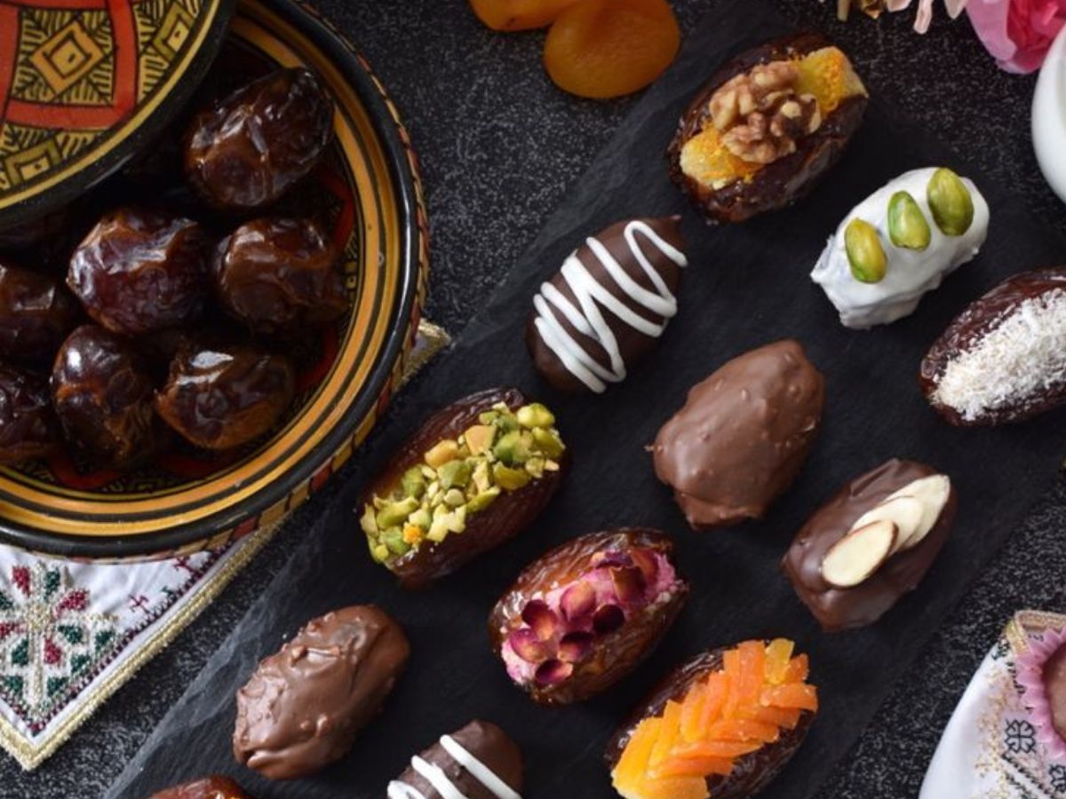 ब्लड शुगर को बढ़ाए बिना मनाएं मीठी दिवाली, खाएं ये सेहतमंद मिठाइयां - Photo Gallery