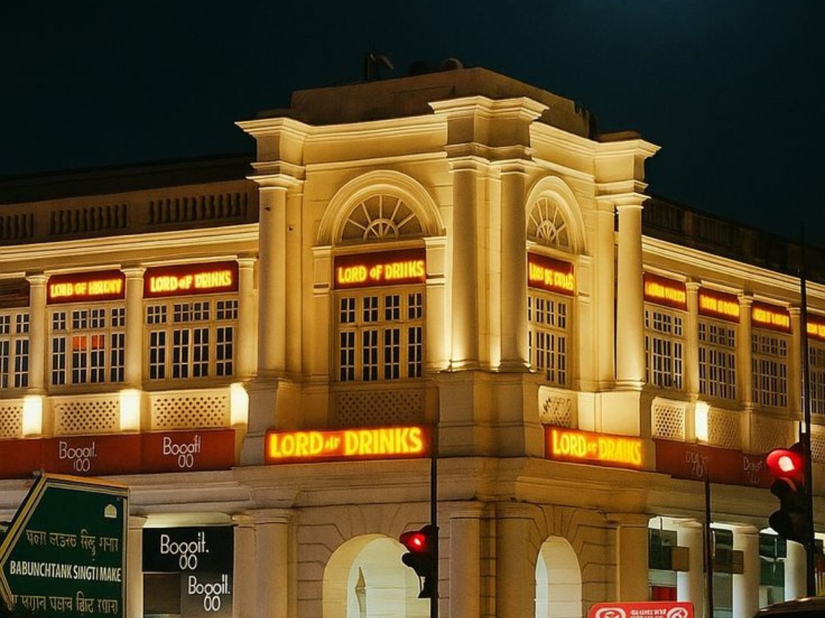 क्या आपको भी रात में घूमने जाने का है शौक? तो जानिए दिल्ली की उन जगहों  के बारे में स्वर्ग से कम नहीं लगती - Photo Gallery