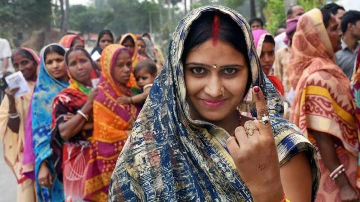 बिहार चुनाव पर क्या नीतीश कुमार की इस योजना का भी होगा असर? लड़कियां बढ़ा सकती हैं महागठबंधन की मुश्किलें! - Photo Gallery