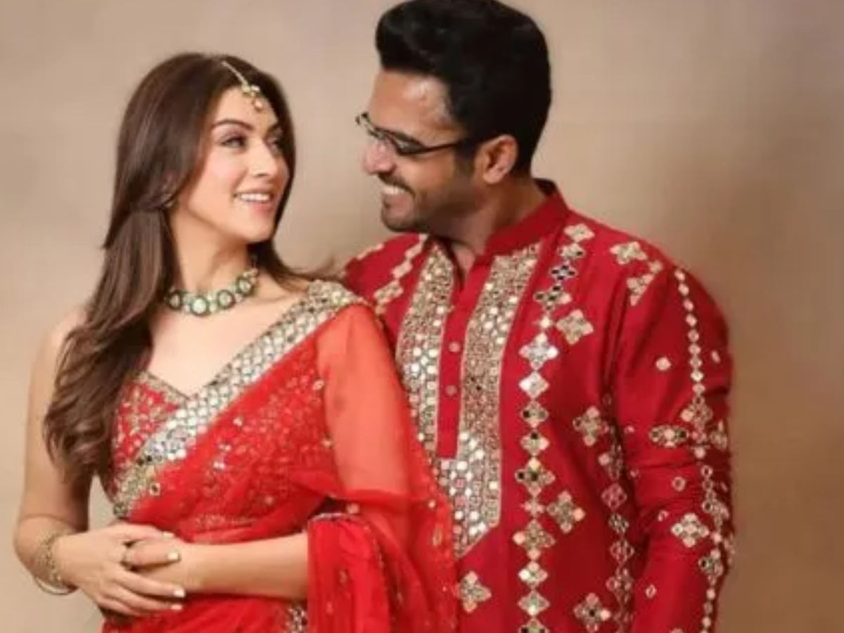 किसी ने खर्चे 100 करोड़ तो किसी ने 77 करोड़, बॉलीवुड स्टार्स ने अपनी शादी में पानी की तरह बहा दी दौलत - Photo Gallery