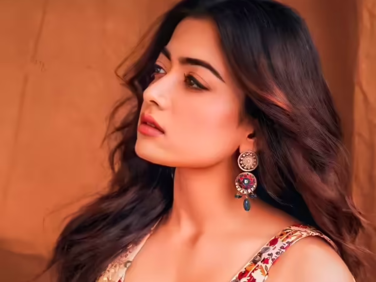 खुद Rashmika Mandanna ने लीक कराया था अपना डीपफेक? ‘फॉलोअर्स’ बढ़ाने के लिए रचा था ड्रामा! - Photo Gallery