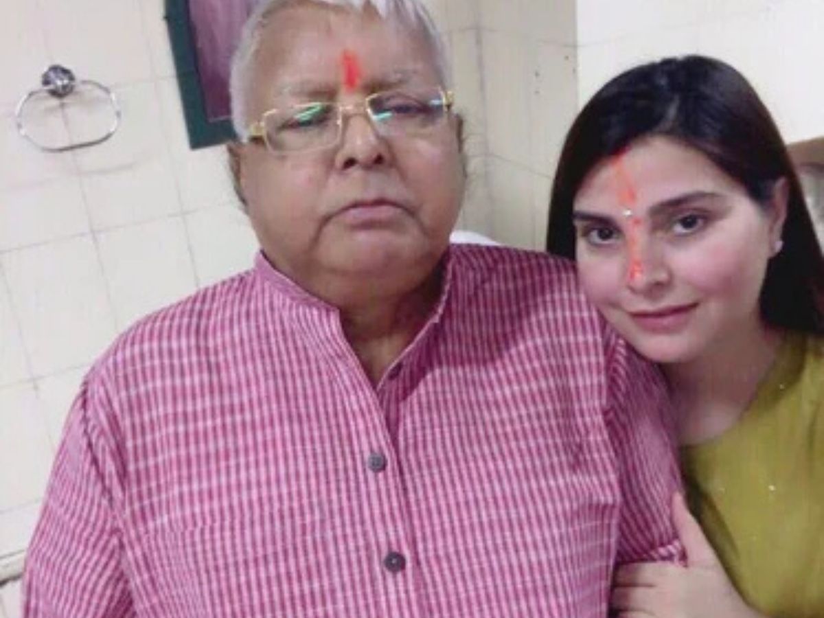 इन 7 तस्वीरों से जानिए, कहां हैं और क्या कर रही हैं लालू यादव की सातों खूबसूरत बेटियां - Photo Gallery