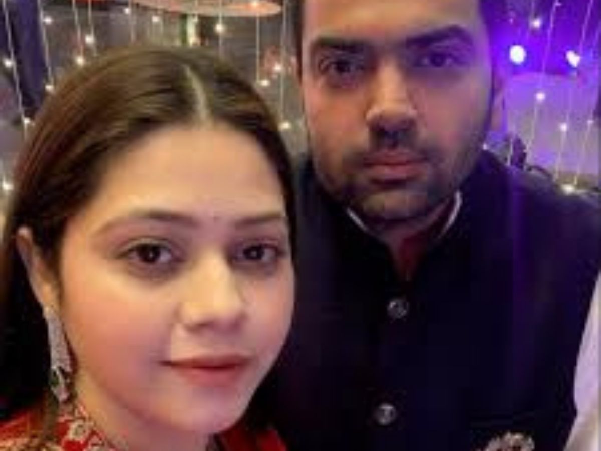 इन 7 तस्वीरों से जानिए, कहां हैं और क्या कर रही हैं लालू यादव की सातों खूबसूरत बेटियां - Photo Gallery