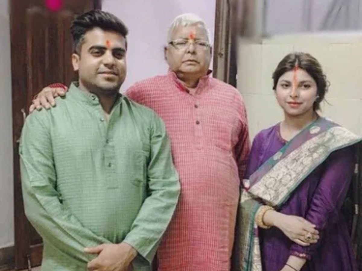 इन 7 तस्वीरों से जानिए, कहां हैं और क्या कर रही हैं लालू यादव की सातों खूबसूरत बेटियां - Photo Gallery