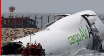 विमान हादसे से मची तबाही! दुबई से हांगकांग जाने वाला प्लेन समुद्र में गिरा; मौत के मुंह में गए कई लोग