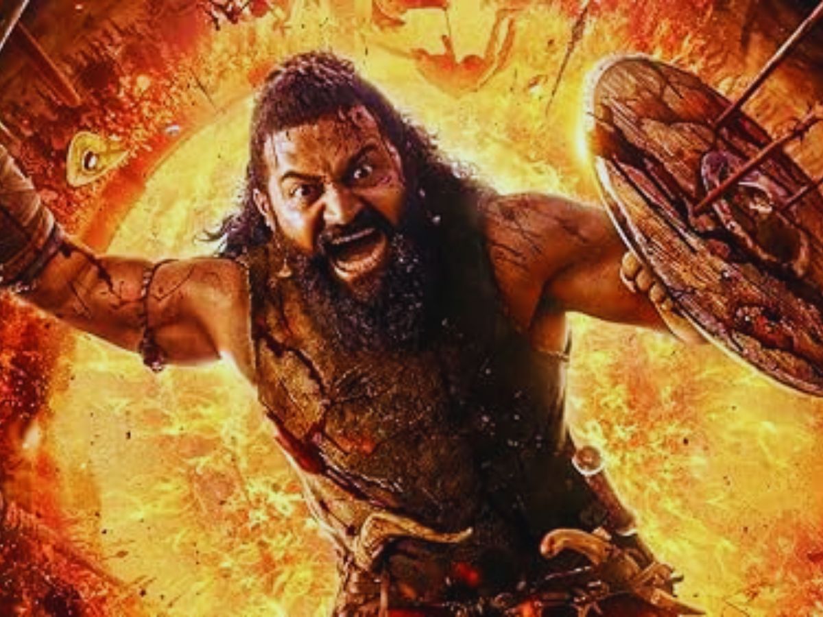 कांतारा चैप्टर 1 के आगे पानी कम चाय निकली Sunny Sanskari Ki Tulsi Kumari, फिल्म ने जादुई आंकड़ा किया पार; मुंह ताकते रह गए वरुण-जाह्नवी - Photo Gallery