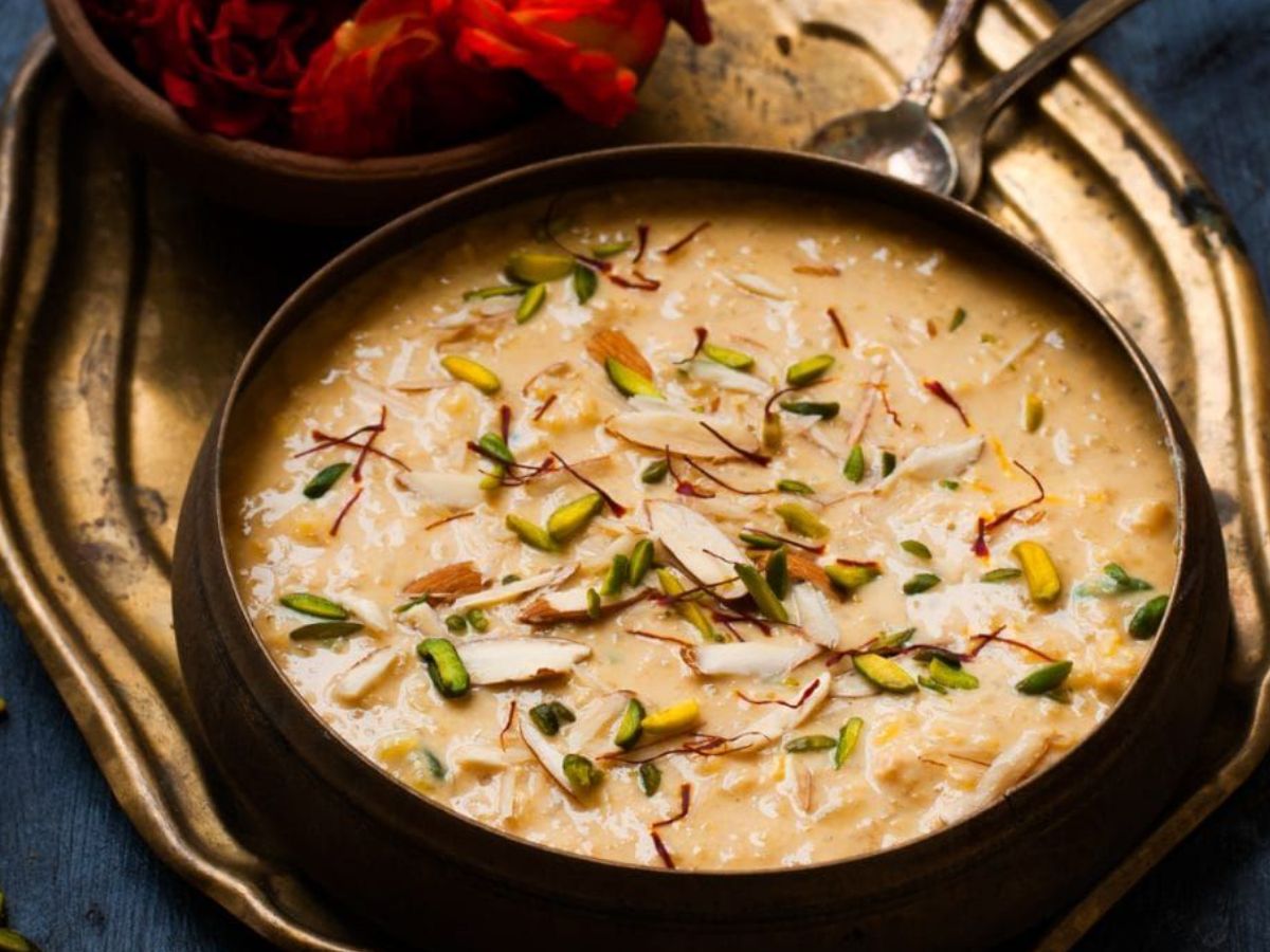 Bhai Dooj 2025: भाई – बहन के इस प्यारे रिश्ते को सेलिब्रेट करें इन ख़ास और लाजबाब डिश के साथ - Photo Gallery