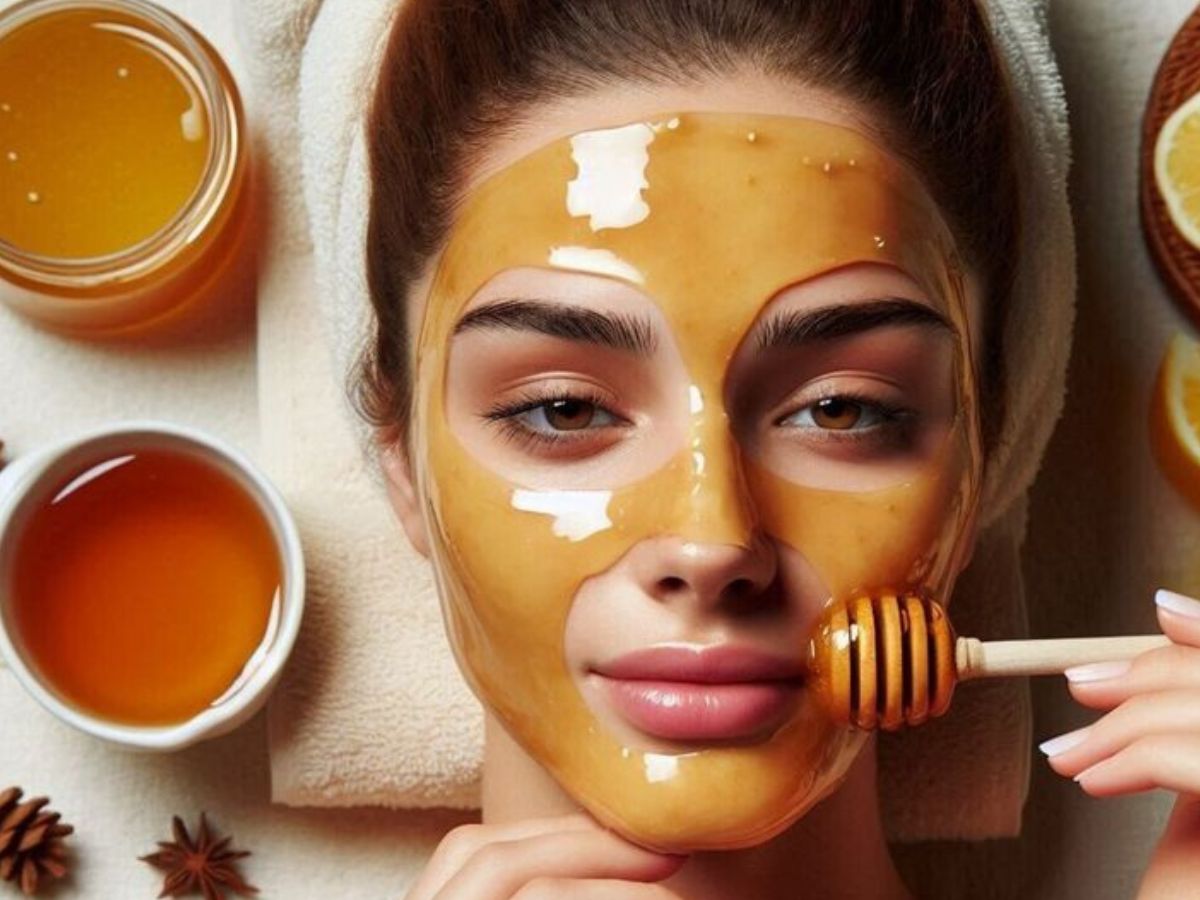 Diwali Special: घर पर करें ये स्किनकेयर ट्रिक्स और पाएं दीवाली की रौशनी जैसा ग्लो - Photo Gallery