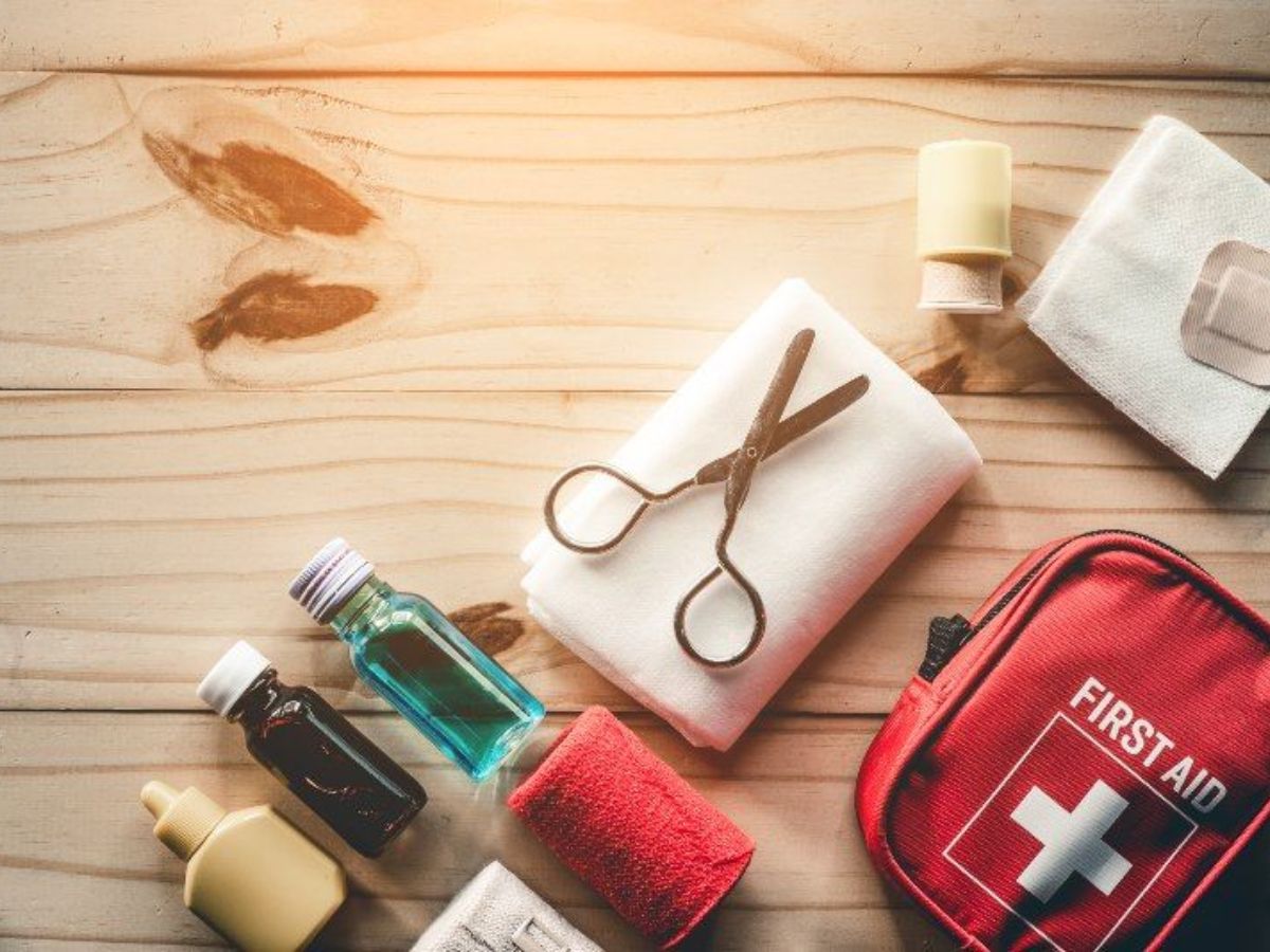 हनीमून ट्रिप कर रहे हैं प्लान ? तो इन चीज़ो को पैक करना भूलें; नहीं तो सारा मजा किरकिरा - Photo Gallery