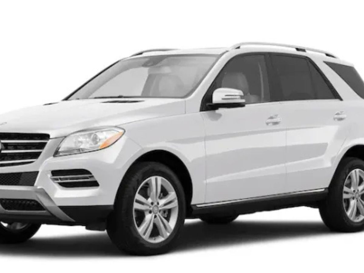 Katrina Kaif  और Vicky Kaushal  का कारों से प्यार, करोड़ों की गाड़ियों की लिस्ट आई सामने