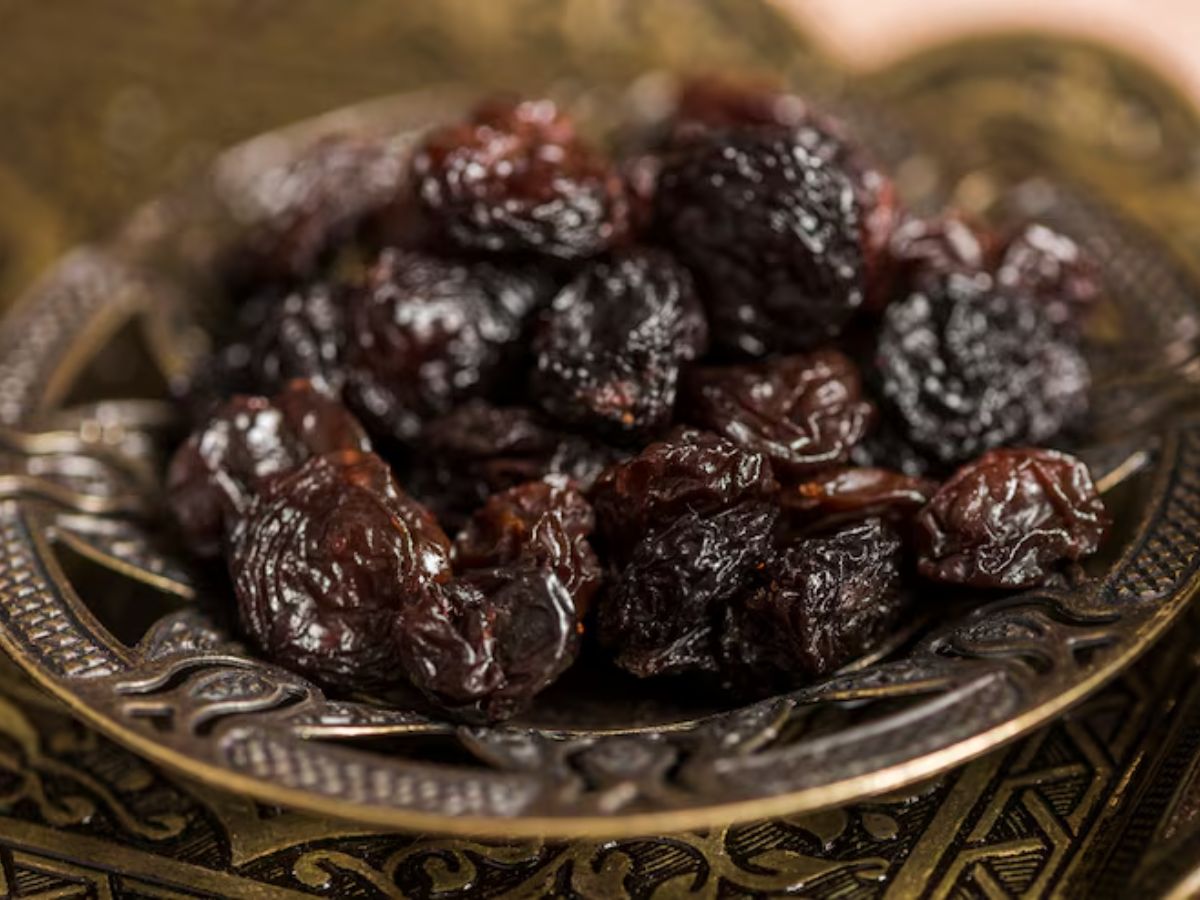 कैप्सूल-गोली छोड़िए, मर्दाना ताकत के लिए दूध के साथ पिएं ये 2 चीजें - Photo Gallery