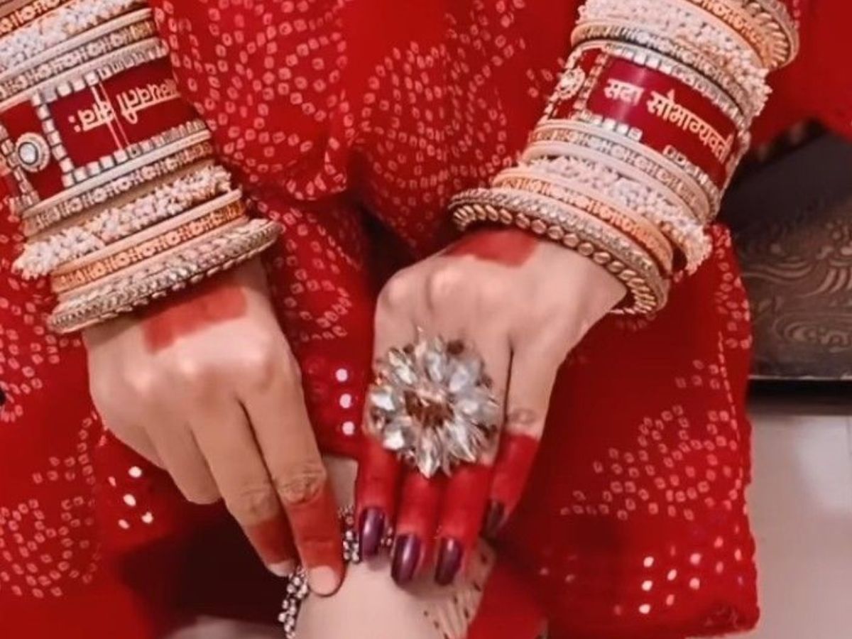 करवा चौथ पर वास्तु के अनुसार कौन सी 8 चीजें खरीदना है शुभ और लाभकारी? - Photo Gallery