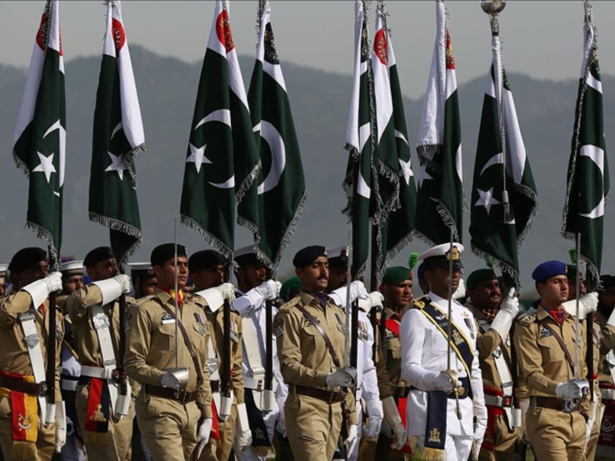 Indian Air Force Day 2025: अमेरिका, भारत और चीन, जानिए ताकतवर सेना के मामले में कौन टॉप पर - Photo Gallery