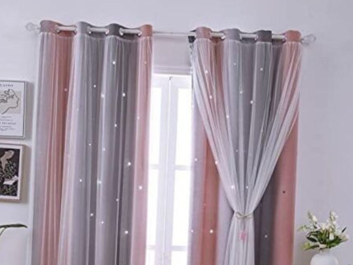 Diwali 2025: इस दिवाली अपने घर को सजाएं इन ट्रेंडी और स्टाइलिश पर्दों से - Photo Gallery