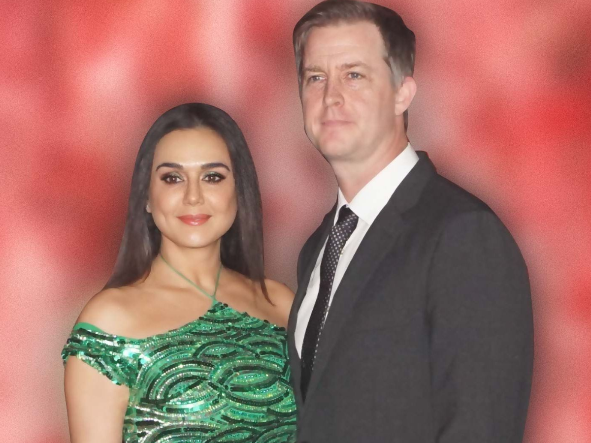 अमीरी में पति पर भारी पड़ती हैं ये एक्ट्रेसेस, कोई 7790 करोड़ तो कोई 862 करोड़ की मालकिन - Photo Gallery