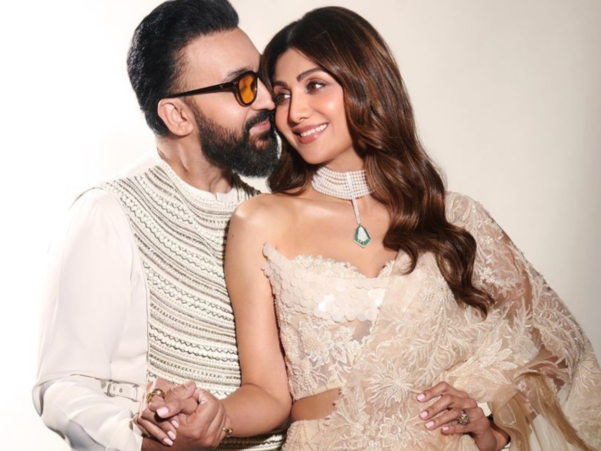 करोड़ों नहीं, अरबों के मालिक हैं इन एक्ट्रेसेस के पति, नेटवर्थ जान दबा लेंगे दांतों तले उंगलियां - Photo Gallery