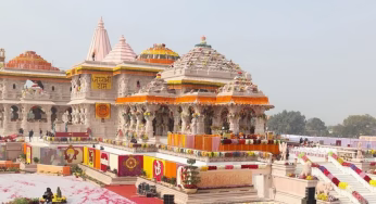 अयोध्या में उमड़ा श्रद्धालुओं का सैलाब, वाहनों के प्रवेश पर लगी पाबंदी, कड़ी सुरक्षा के बीच पंच कोसी परिक्रमा के लिए पहुंचे भक्त