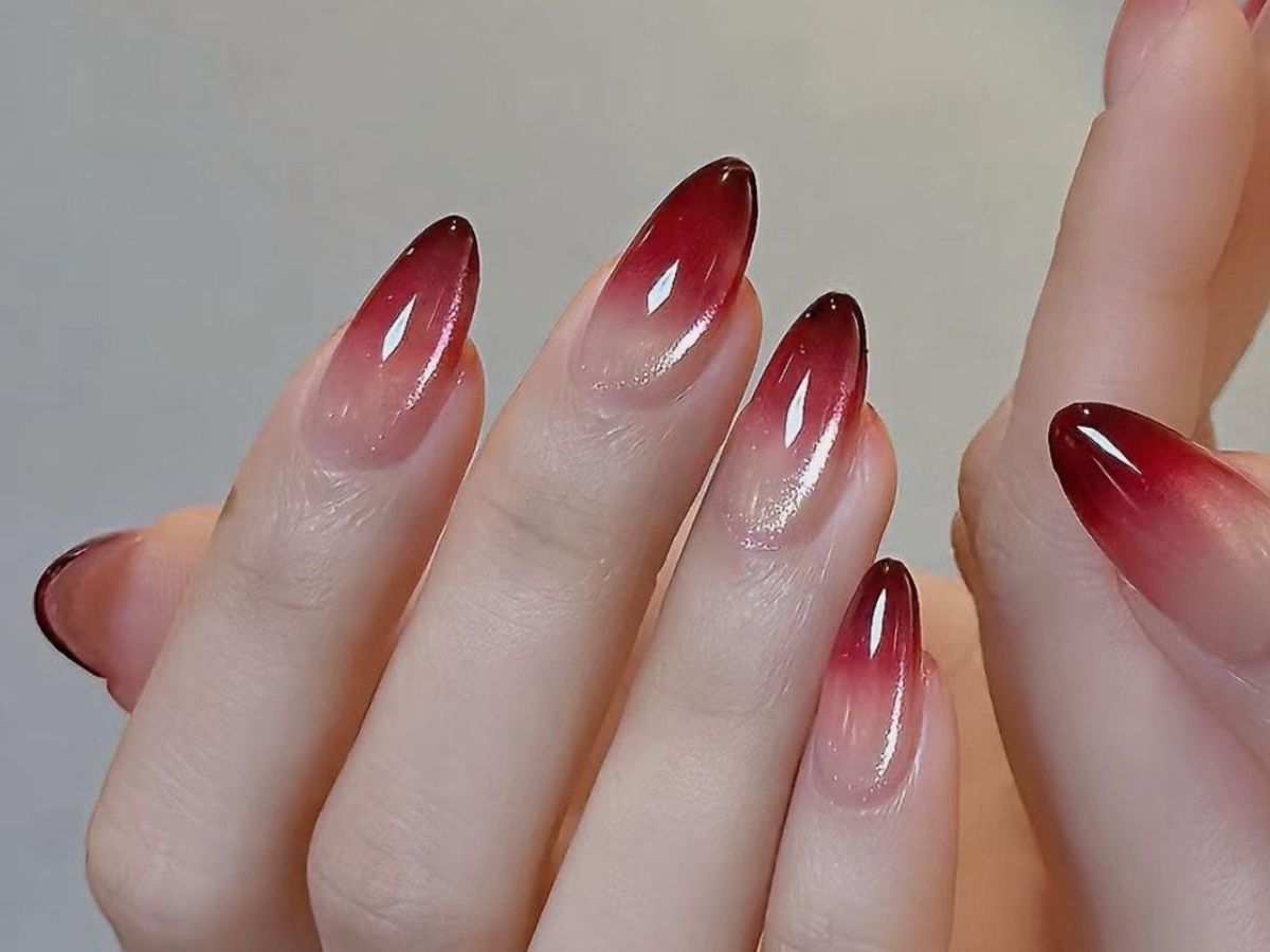 नेल एक्सटेंशन का खतरनाक सच ! नाखून ही नहीं, सेहत पर भी पड़ता है असर - Photo Gallery