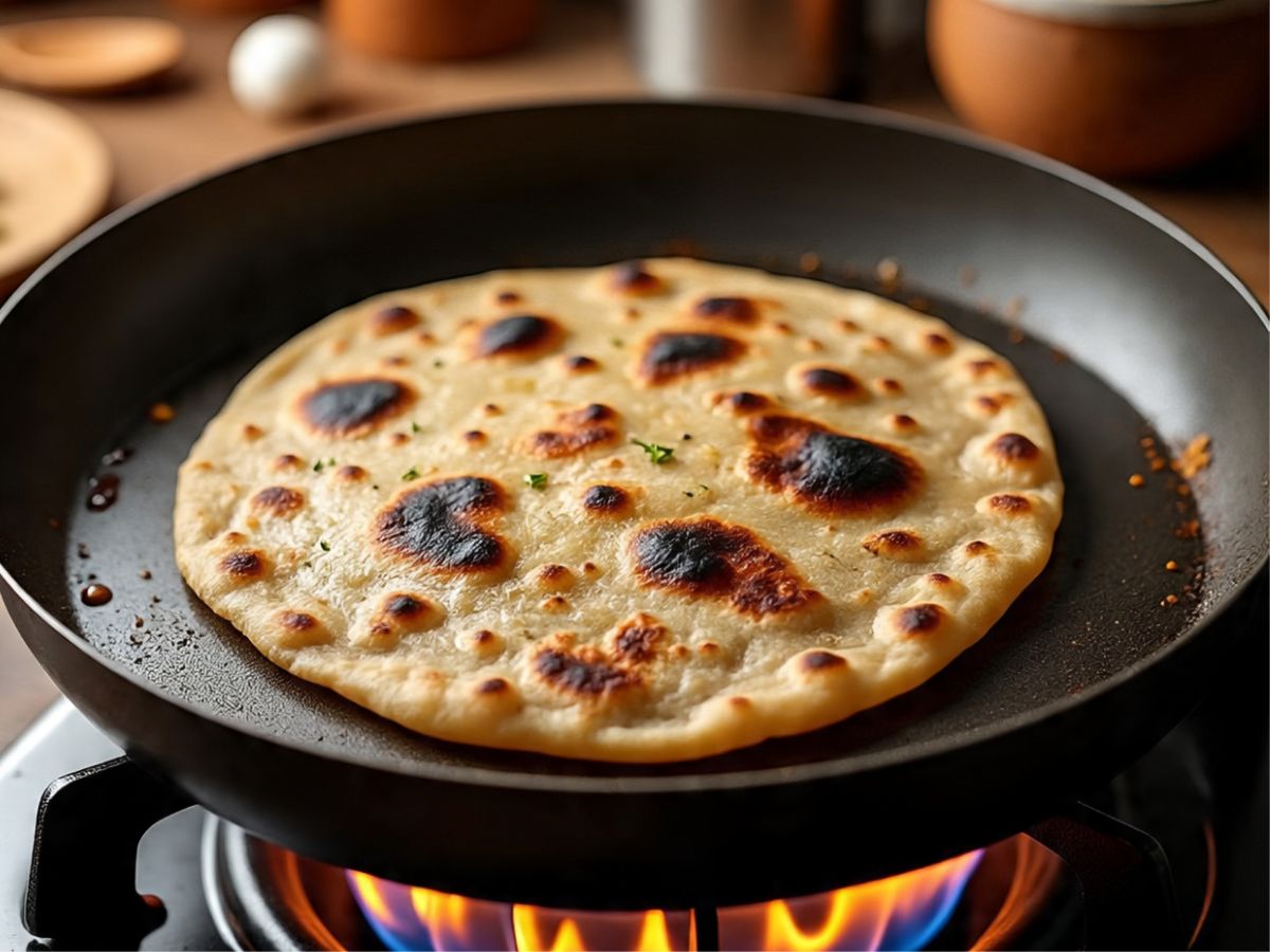 बस 8 स्टेप्स में बनाएं पत्ता गोभी पराठा, इतना नरम और कुरकुरा कि हर कोई कह उठेगा वाह! - Photo Gallery