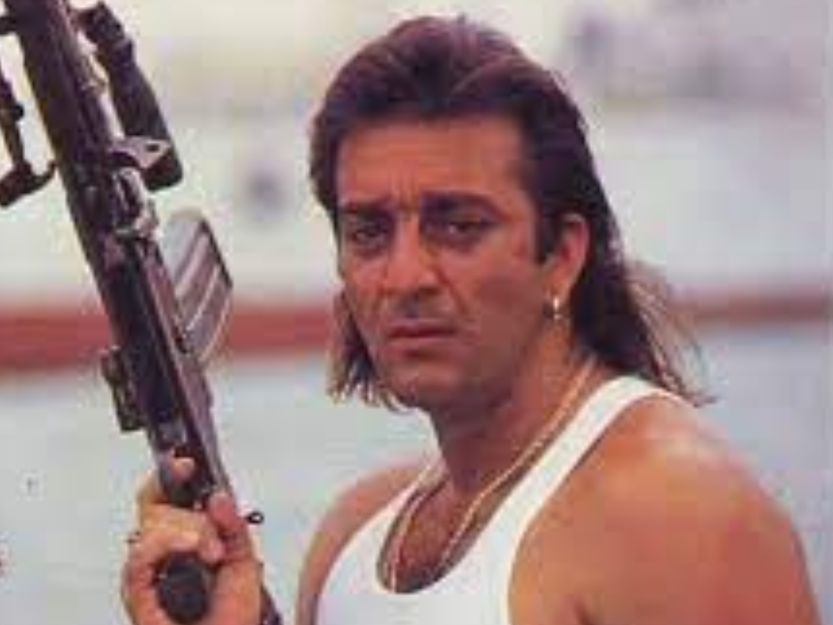 ujjwal-nikam-reveals-sanjay-dutt-weapon-craze-abu-salem-connection-1993-blast संजय दत्त हथियारों को लेकर क्रेजी थे, अबू सलेम ने टेम्पो भरकर भेजे-इस शख्स की बातों ने उड़ाई फैंस की नींद
