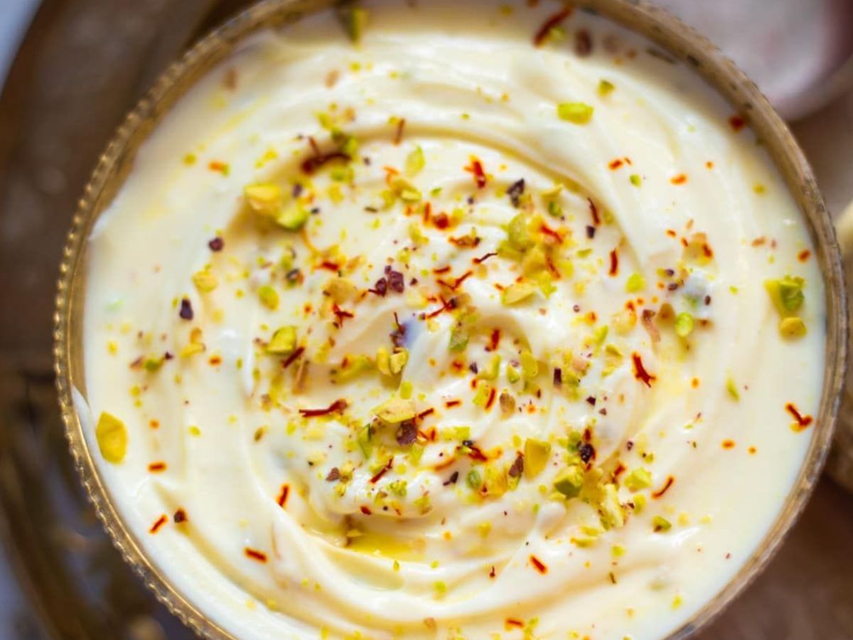 Bhai Dooj 2025: भाई – बहन के इस प्यारे रिश्ते को सेलिब्रेट करें इन ख़ास और लाजबाब डिश के साथ - Photo Gallery