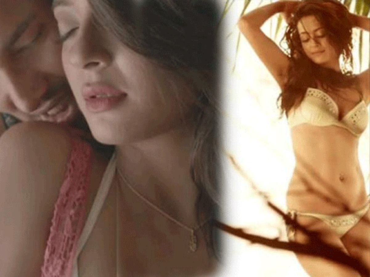 Suvreen Chawla - Photo Gallery