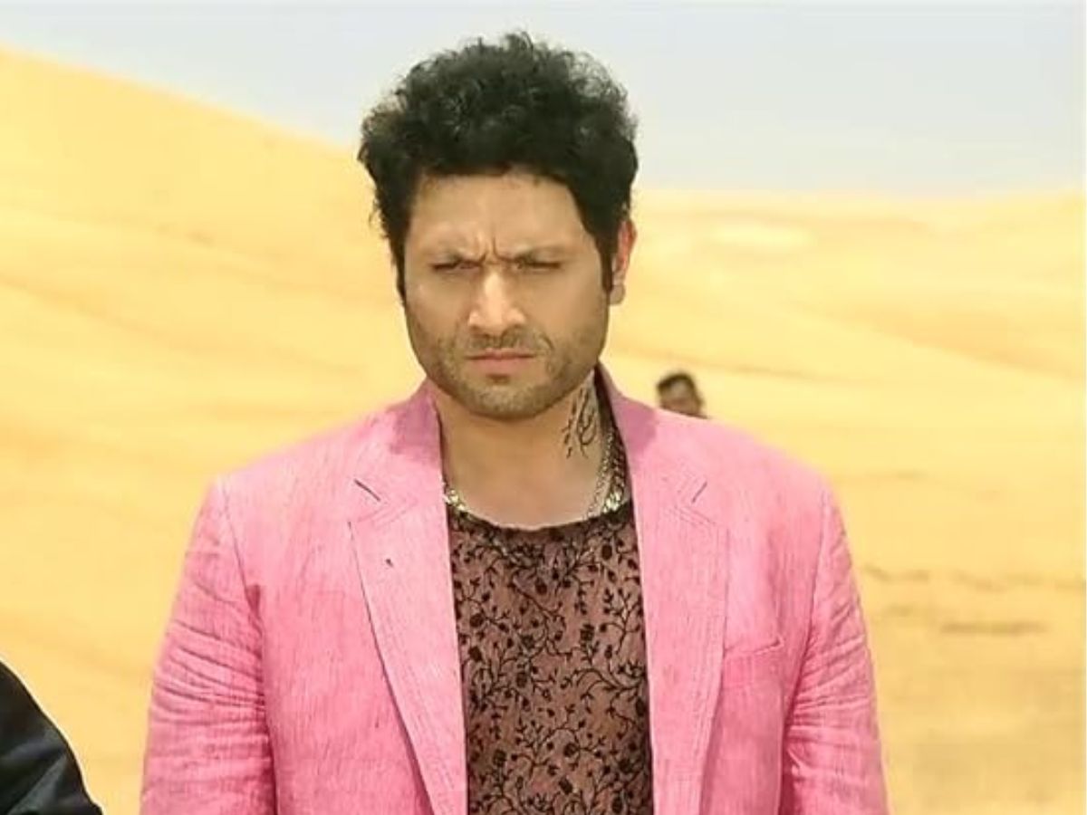 कभी अक्षय कुमार संग दिए इस एक्टर ने हिट सीन, आज विदेश में कपड़े बेचकर गुजार रहे हैं जिंदगी - Photo Gallery