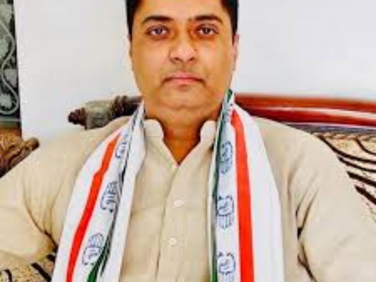 आठवें नंबर पर हैं संजीव सिंह - Photo Gallery