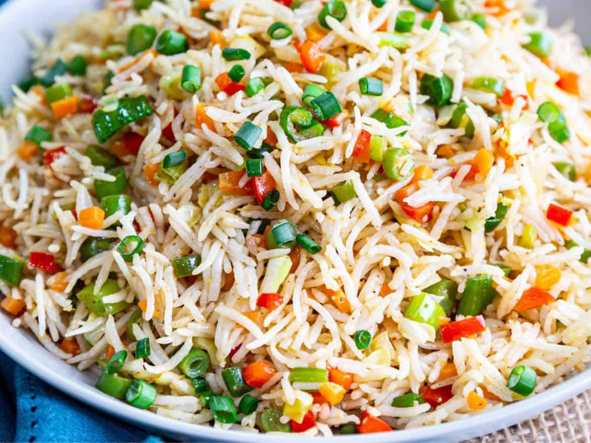 Bhai Dooj 2025: भाई – बहन के इस प्यारे रिश्ते को सेलिब्रेट करें इन ख़ास और लाजबाब डिश के साथ - Photo Gallery