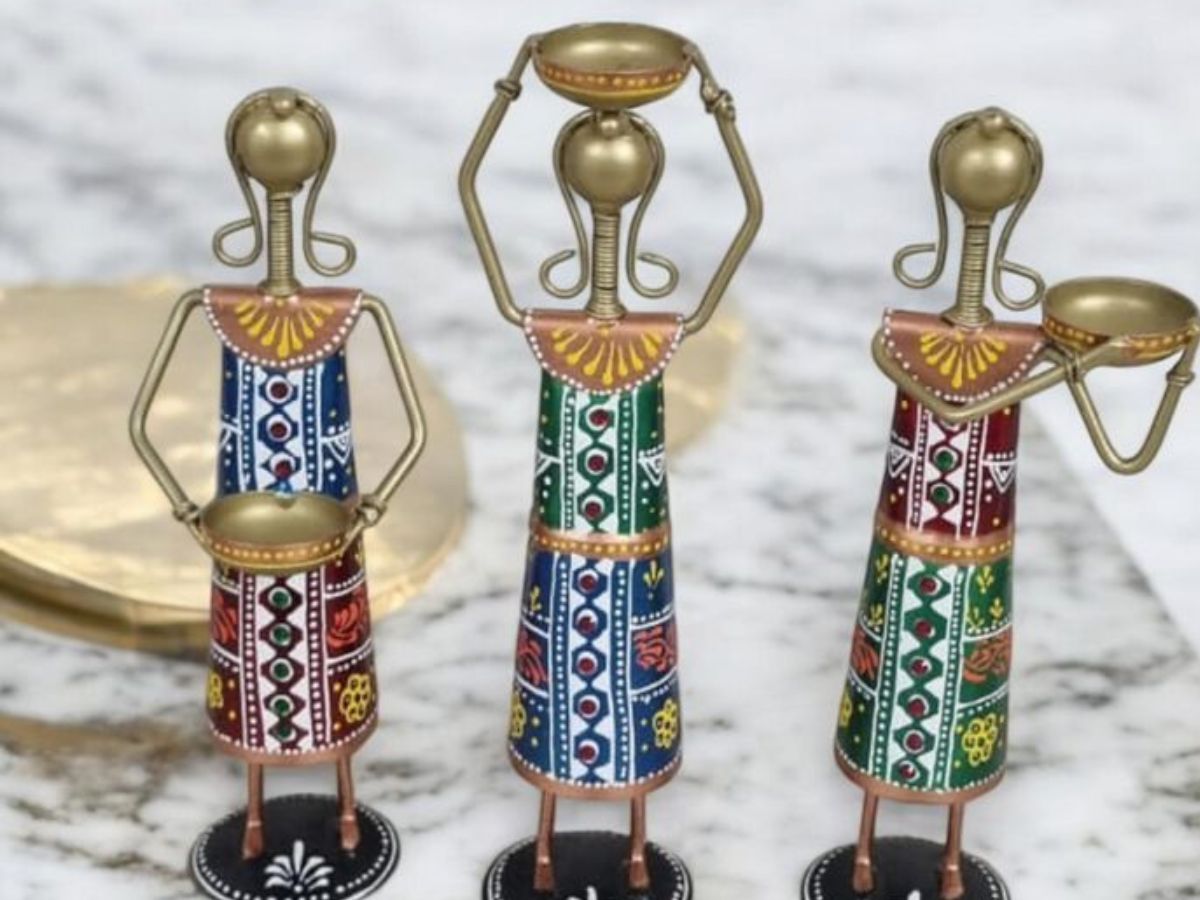 दिवाली पर गिफ्ट देते समय रखें ध्यान, वरना रिश्तों में आ सकती है दूरी! - Photo Gallery