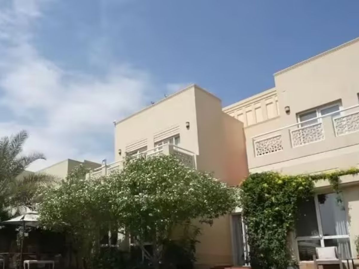 1200 करोड़ के मालिक Vivek Oberoi का दुबई वाला घर नहीं किसी महल से कम, तस्वीरों में झलक देख फटी रह जाएंगी आंखें! - Photo Gallery