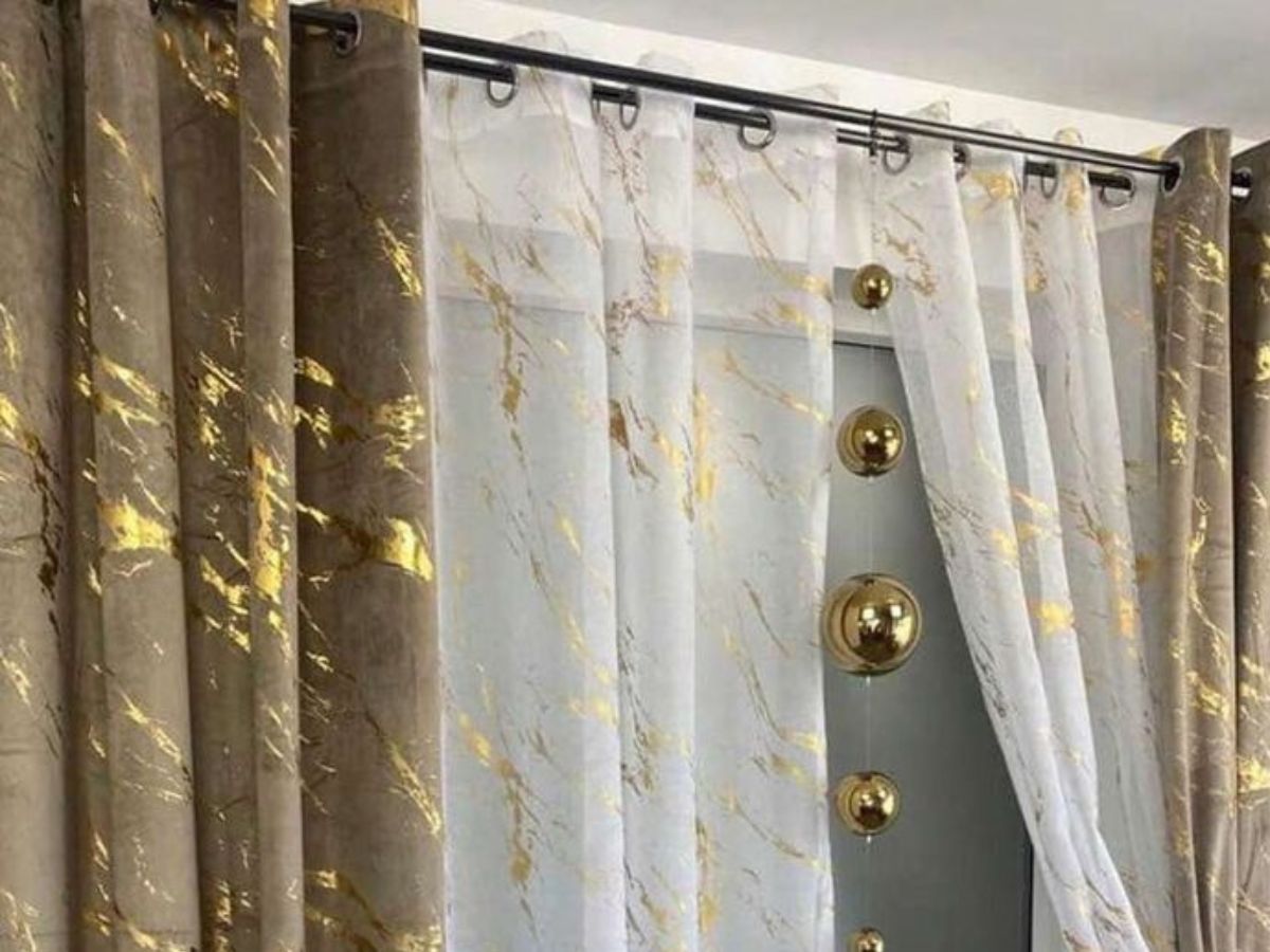 Diwali 2025: इस दिवाली अपने घर को सजाएं इन ट्रेंडी और स्टाइलिश पर्दों से - Photo Gallery