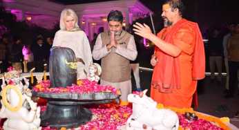 डॉ. अभिषेक वर्मा को स्वामी कैलाशानंद गिरि जी का आशीर्वाद और धर्म-जनकल्याण चर्चा