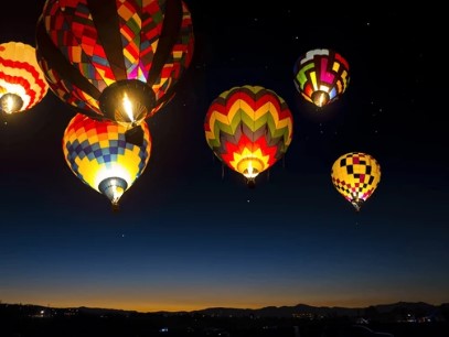 What kind of entertainment is there? - Photo Gallery