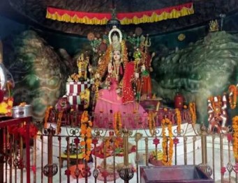 What time does the temple open? - Photo Gallery