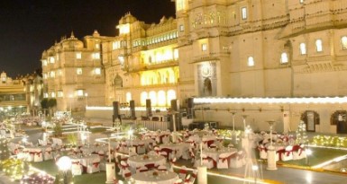 The grand decoration of the royal venue - Photo Gallery