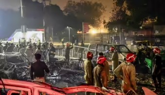 Dangerous network in Kanpur - Photo Gallery