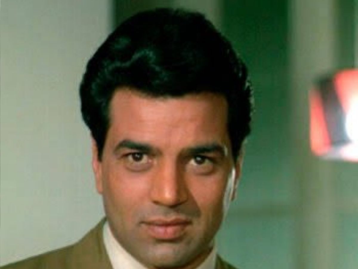 अंडरवर्ल्ड डॉन भी नहीं डरा सका था बॉलीवुड के ही-मैन को, यहां जानें धर्मेंद्र की हिम्मत और बहादुरी के कुछ अनसुने किस्से - Photo Gallery