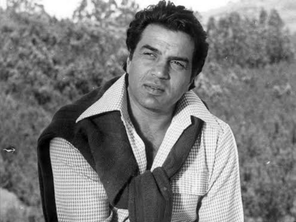 अंडरवर्ल्ड डॉन भी नहीं डरा सका था बॉलीवुड के ही-मैन को, यहां जानें धर्मेंद्र की हिम्मत और बहादुरी के कुछ अनसुने किस्से - Photo Gallery